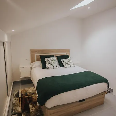 Casas Del Pedregal 3 *