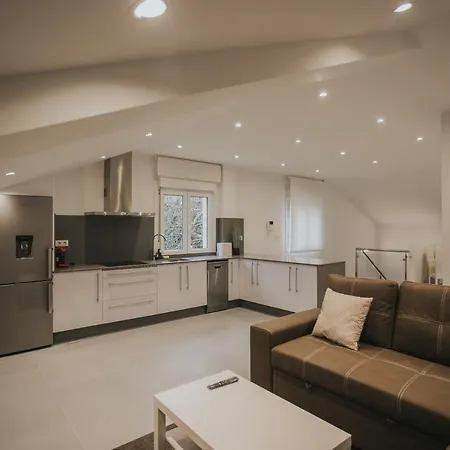 Casas Del Pedregal *