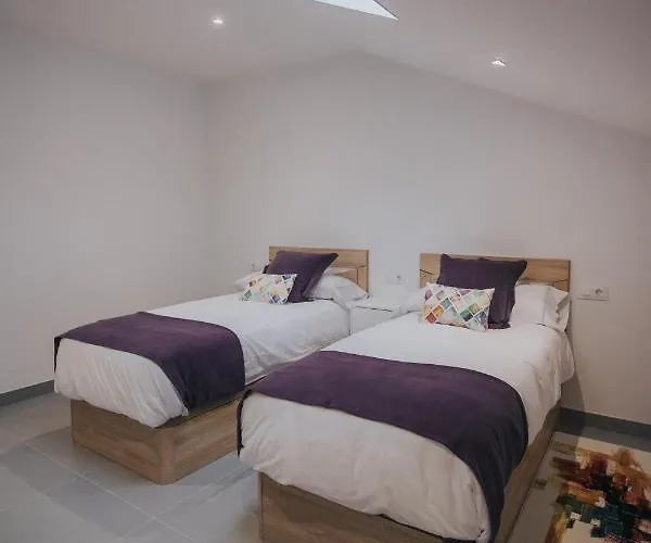 Casas Del Pedregal 3 *